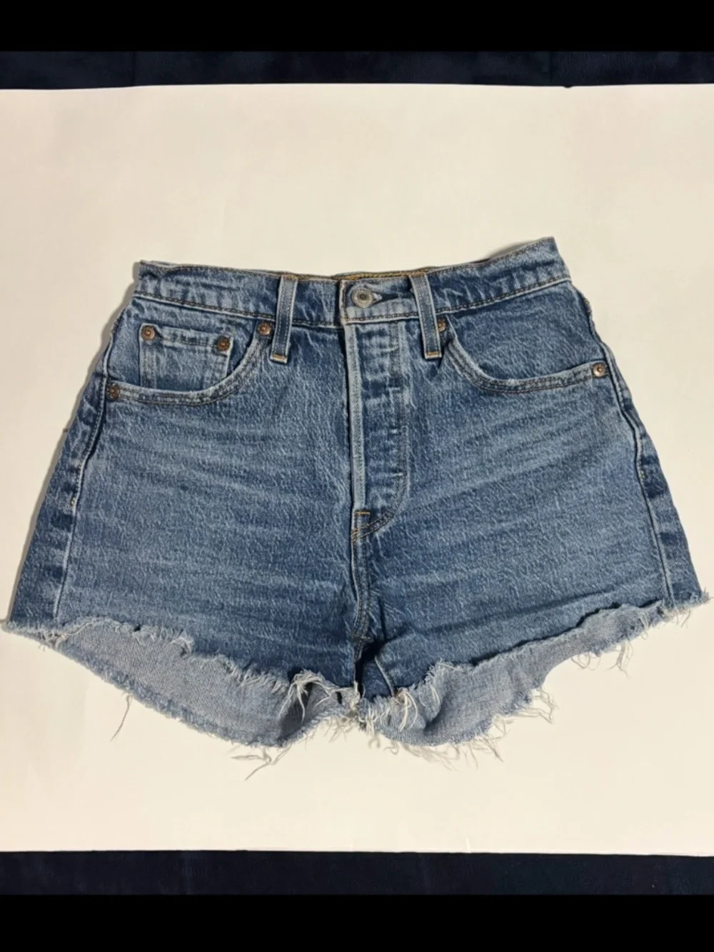 Levi's Women's 501 Original High-Rise Shorts